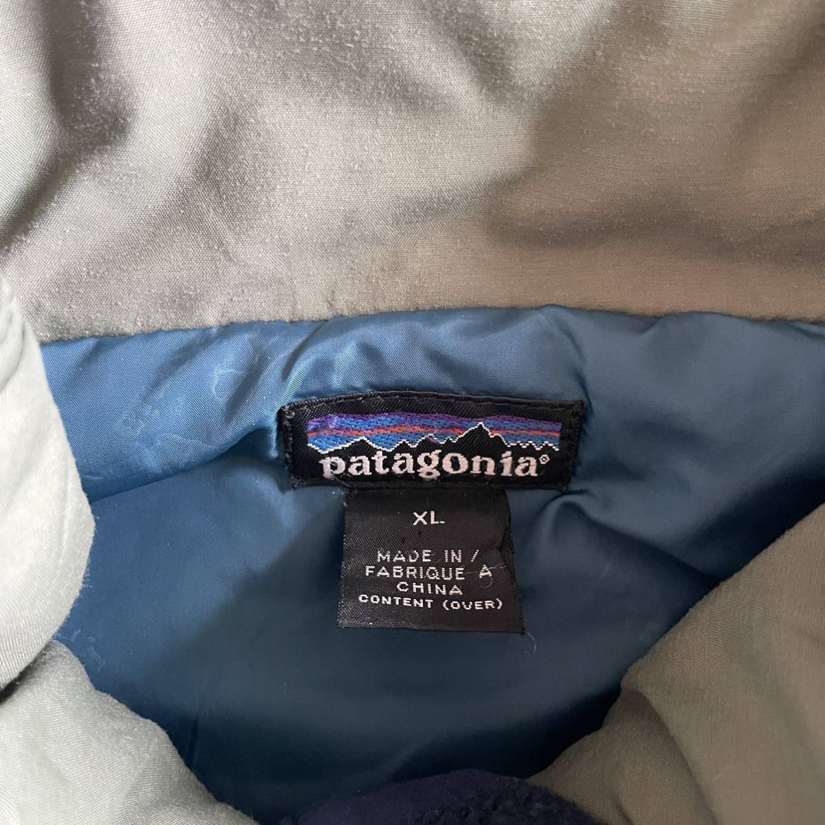希少! 90s patagonia XL ガイドパーカー コート 中綿 フード完品 希少! 90s patagonia XL ガイドパーカー コート 中綿 フード完品