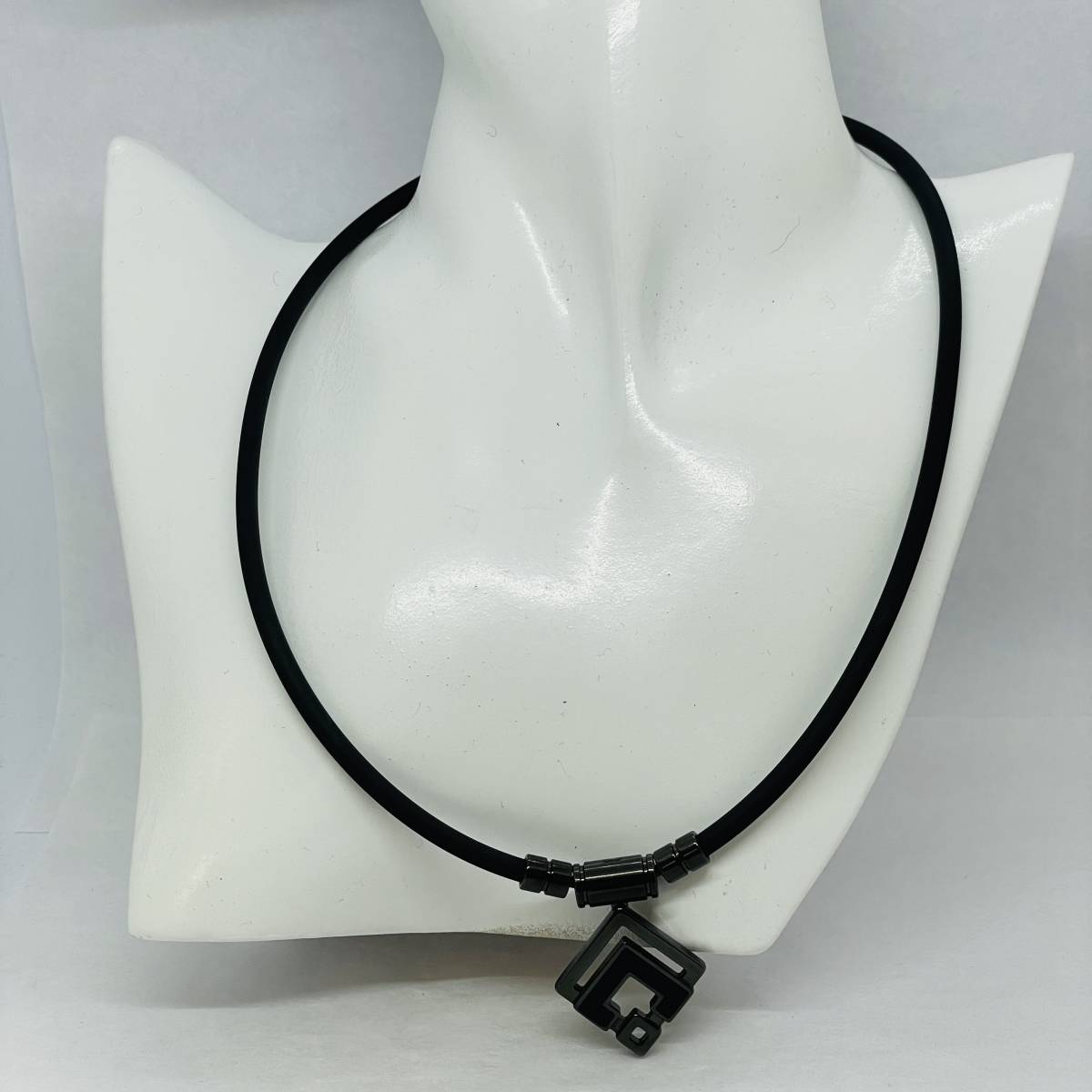 未使用品】Colantotte コラントッテ ネックレス TAO ARAN グロス 未使用品】Colantotte コラントッテ ネックレス TAO ARAN グロス