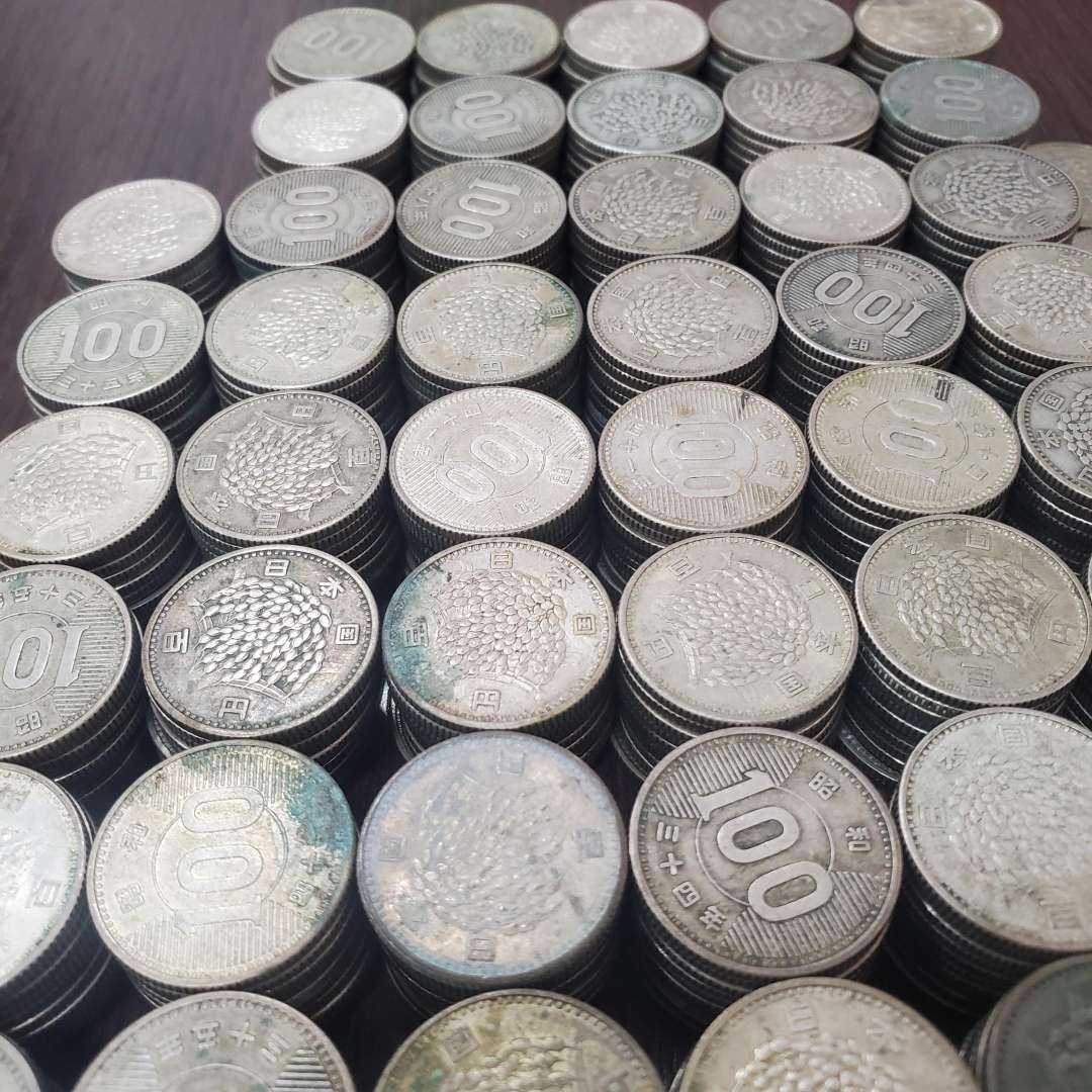 #27789　大量☆100円銀貨まとめ 東京オリンピック100円18枚、鳳凰旧100円36枚、稲旧100円466枚 銀貨 合計520枚_画像10