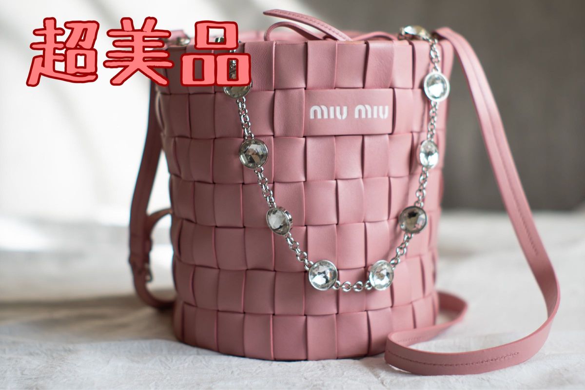 超美品 正規品 miumiu ミュウミュウ バッグ ピンク ビジュー プラダ PRADA チェーン ショルダーバッグ 財布