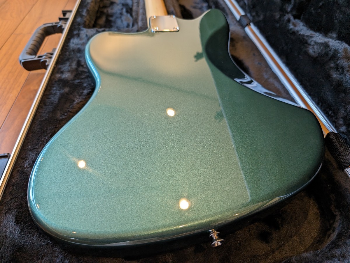 【ほぼ未使用】Fender FSR Made in Japan Traditional 60s Jaguar　Sherwood Green　フェンダー　ジャガー_画像4