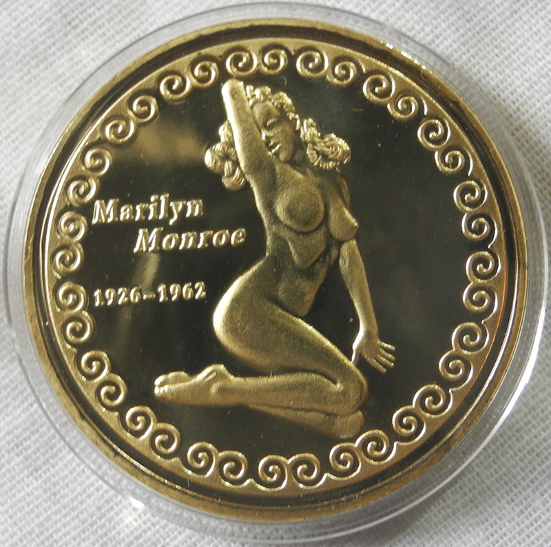 マリリン・モンロー コレクションコイン 記念メダル 金貨 金メダル 黒 カラー版 24金P 1oz 1オンス ハリウッド_画像3
