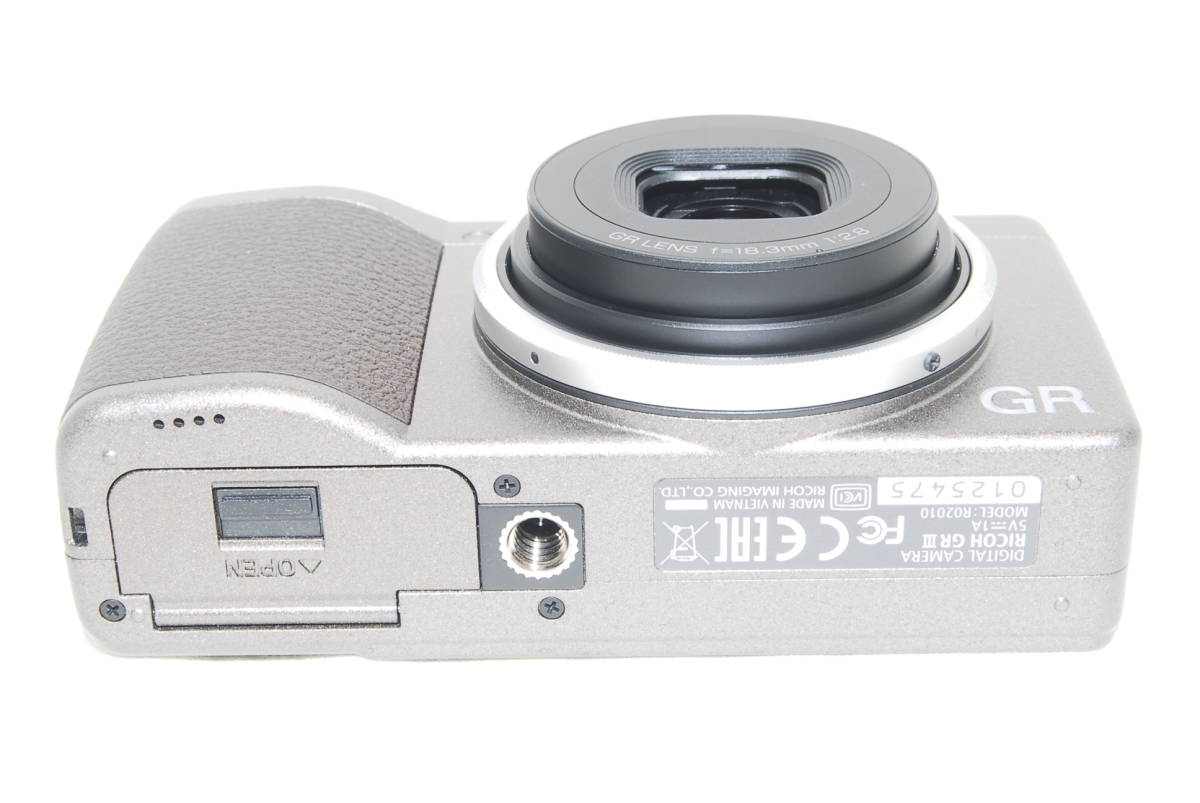 ★新品級125ショット★RICOH リコー GR III Diary Edition 元箱付き♪_画像7