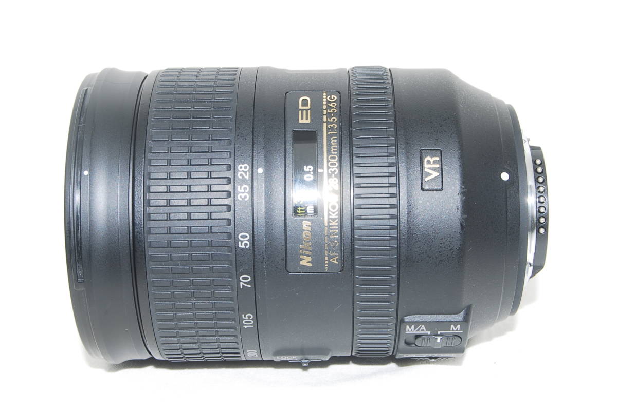 ★良品★Nikon ニコン AF-S NIKKOR 28-300mm F3.5-5.6G ED VR フード付き♪_画像4