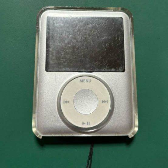 【ジャンク品】iPod nano 第3世代　4GBシルバー _画像1
