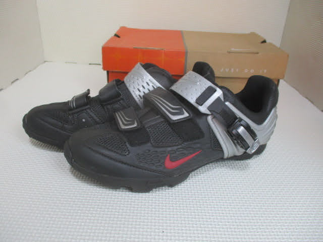 ◆ナイキ サイクリングシューズ◆スニーカー 25㎝ NIKE LANCE ALL-ROAD 90643 ブラック/シルバー 靴 男性用 メンズシューズ♪2F-21205ナ_画像1