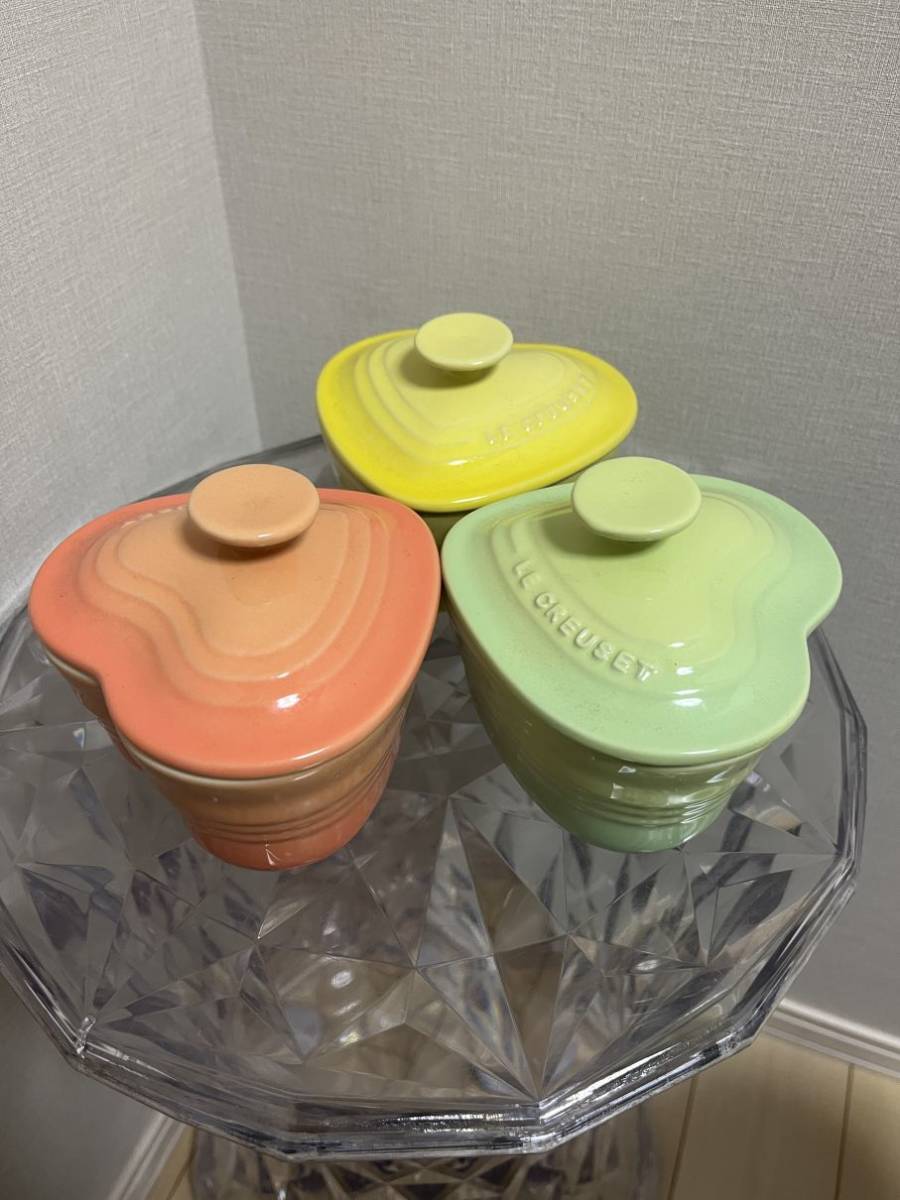 レア・限定色【LE CREUSET ルクルーゼ ハート型　 ココット】3個セット　ラムカン・ダムール・ピンク・レモンイエロー・パステル　グリーン_画像4