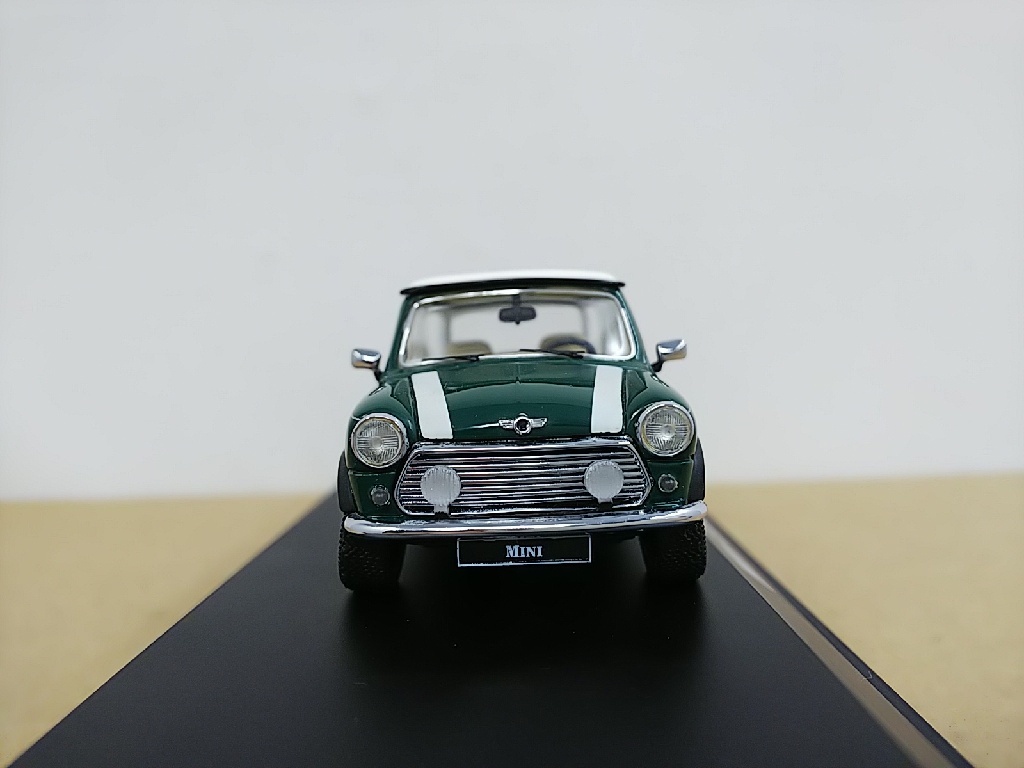 ■ Schucoシュコー製 1/43 MINI COOPER グリーン×ホワイト ミニクーパー モデルミニカー_画像2