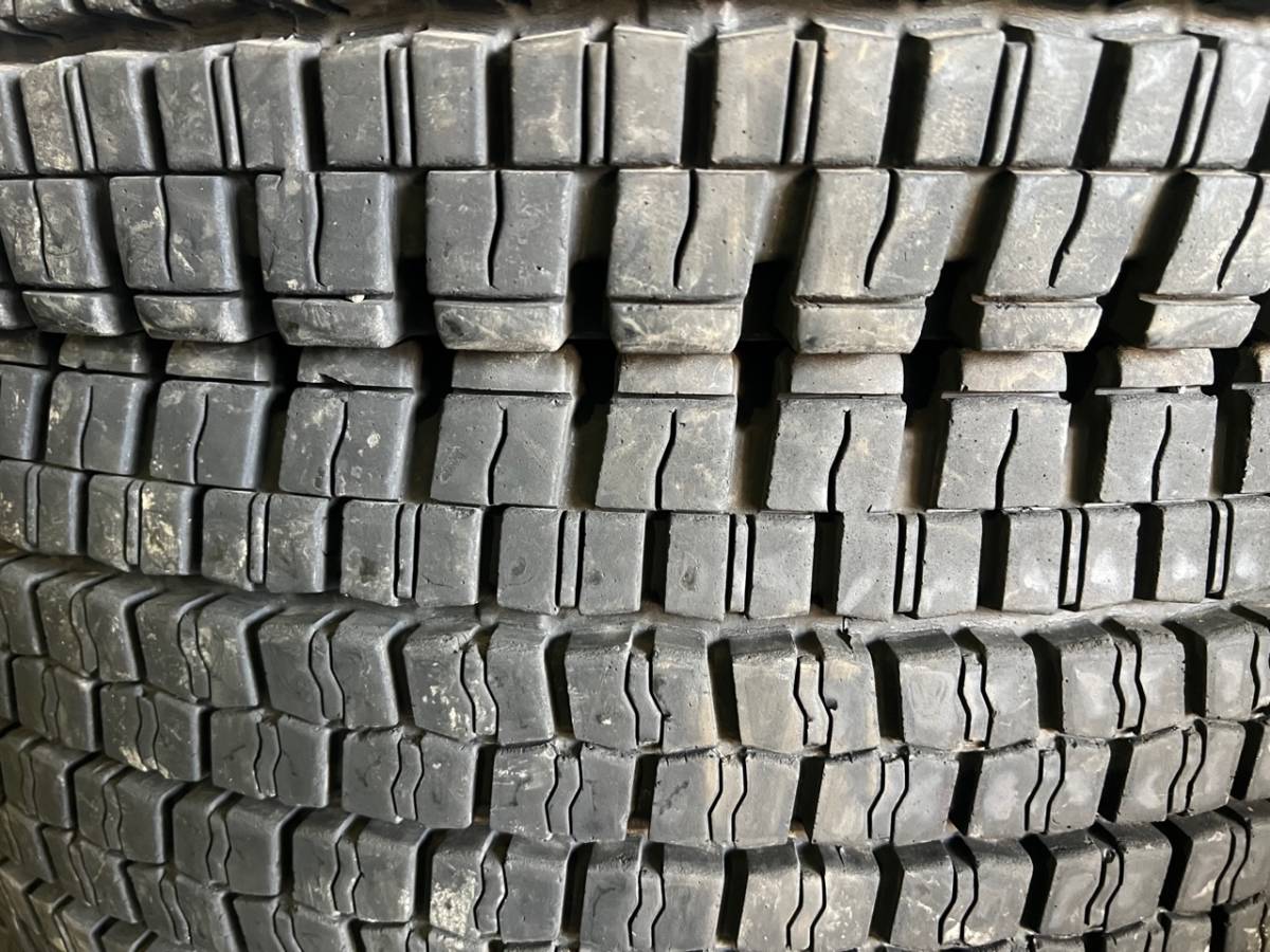 D1819-3-12☆265/70R19.5 13-12mm SP001中古2本！2019/18年製 ♪ ダンロップ スタッドレス k90_画像9