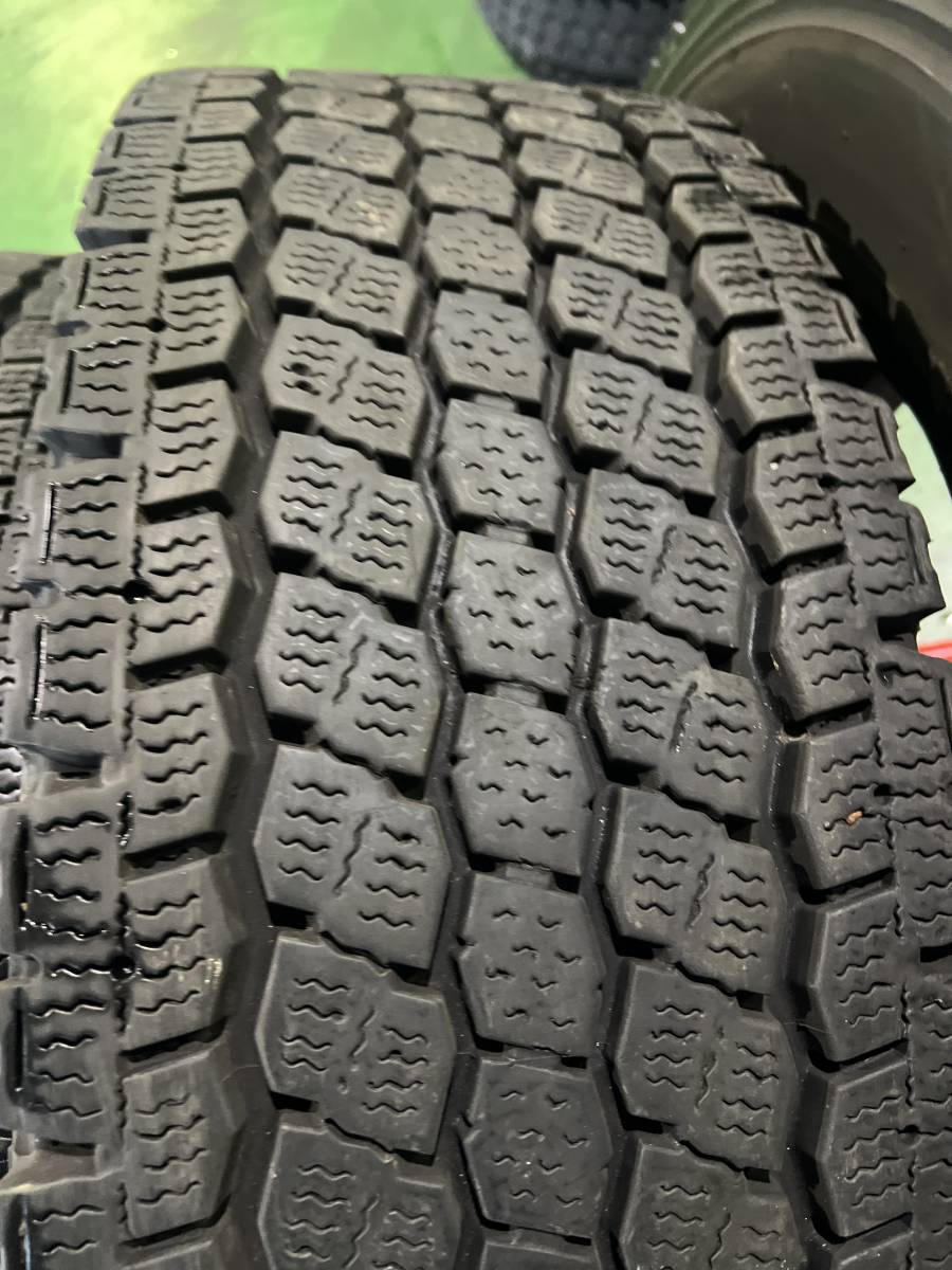 T21-3-12 ☆265/70R19.5 2021年 中古6本 11-10mm トーヨー M966 スタッドレス k270_画像7