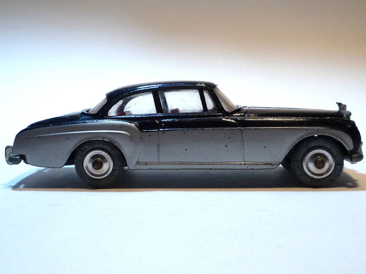 39943 CORGI TOYS/コーギー ＃224 BENTLEY CONTINENTAL SPORTS SALOON ベントレー コンチネンタル スポーツサルーン 英国製 当時物_画像7