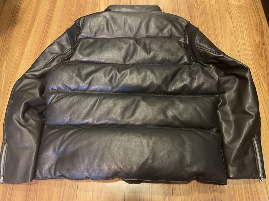 定価26万 UNDERCOVER x fragment design 30th Anniversary Leather sleeve down jacket アンダーカバー フラグメント レザーダウン_画像2