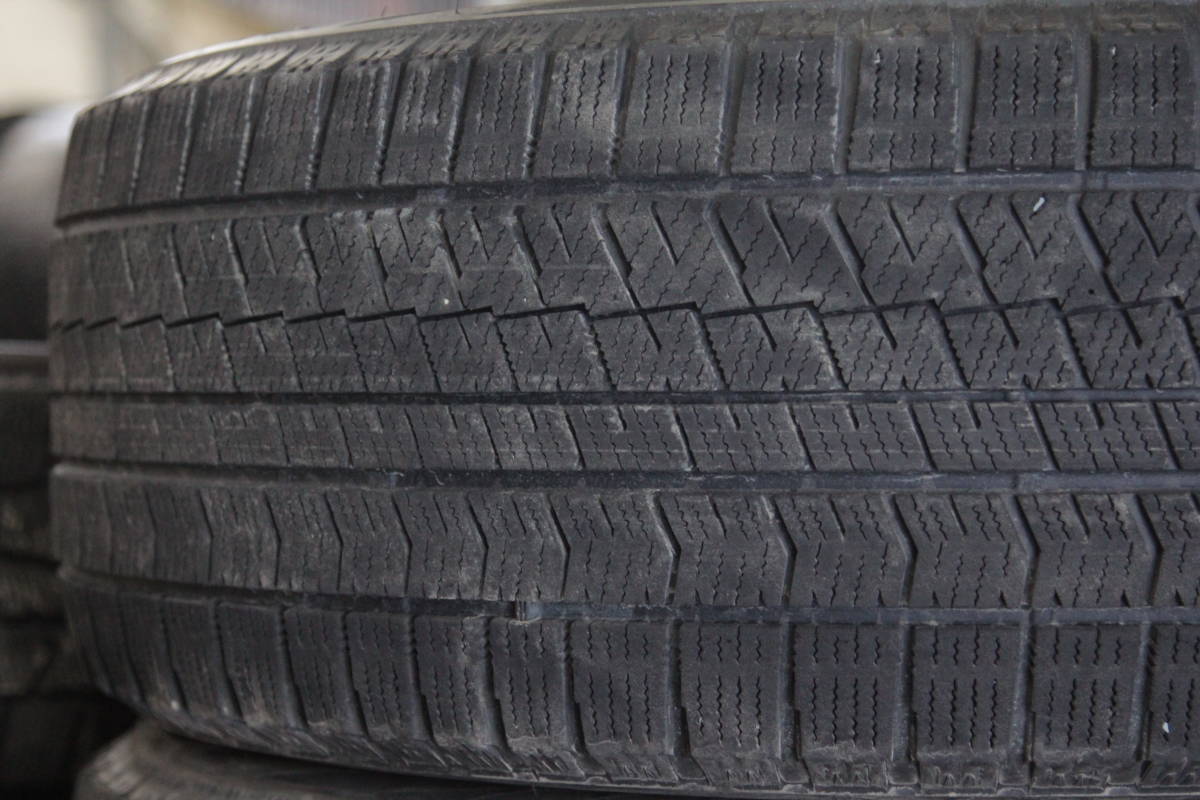 トM/条件付送料無料 在庫処分セール 2020年製 検査済み BRIDGESTONE BLIZZAK VRX2 235/50R18 97Q 4本セット ブリヂストン ブリザック_画像2