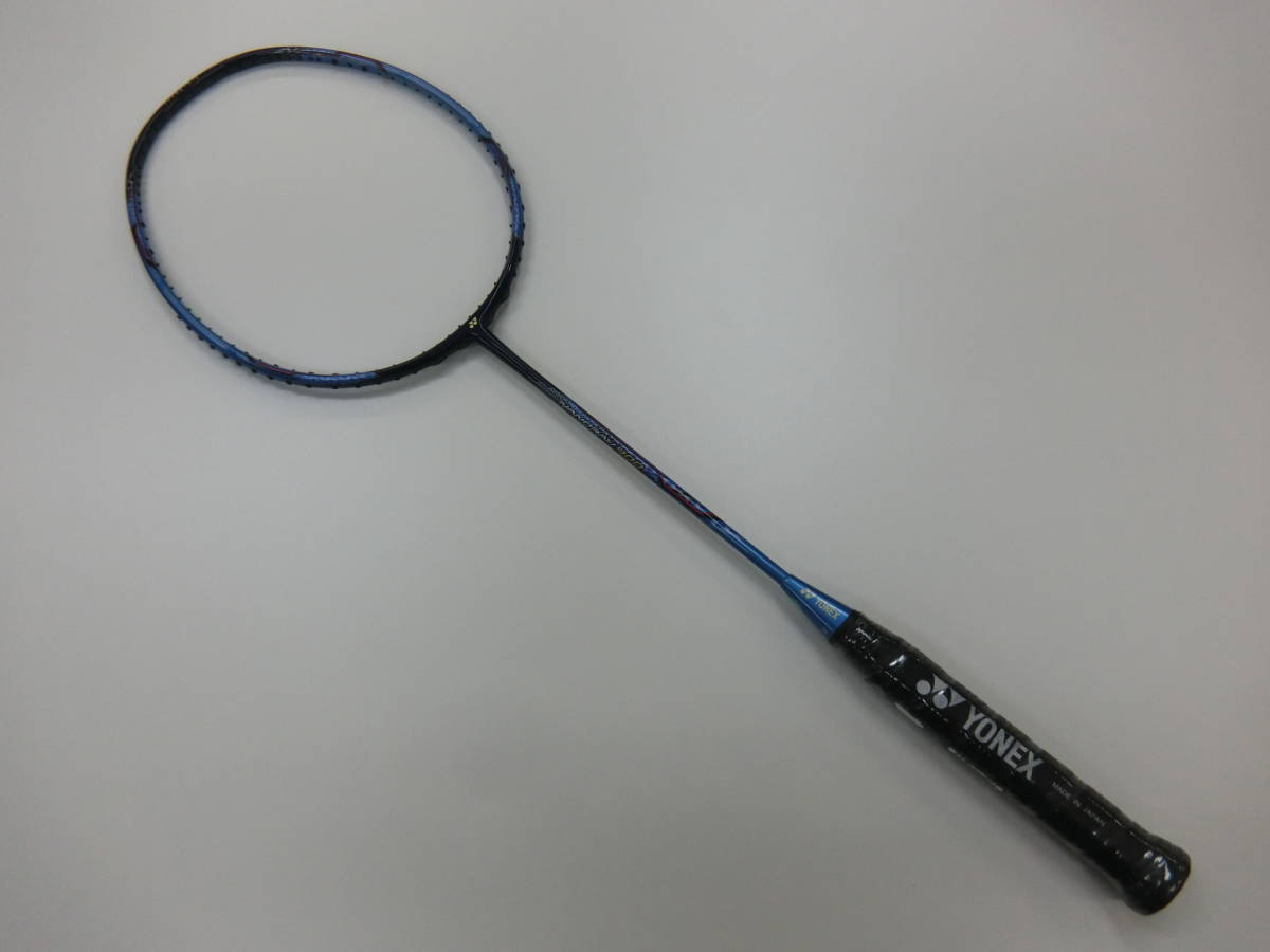 YONEX　バドミントンラケット　ナノレイ900　3UG5_画像1