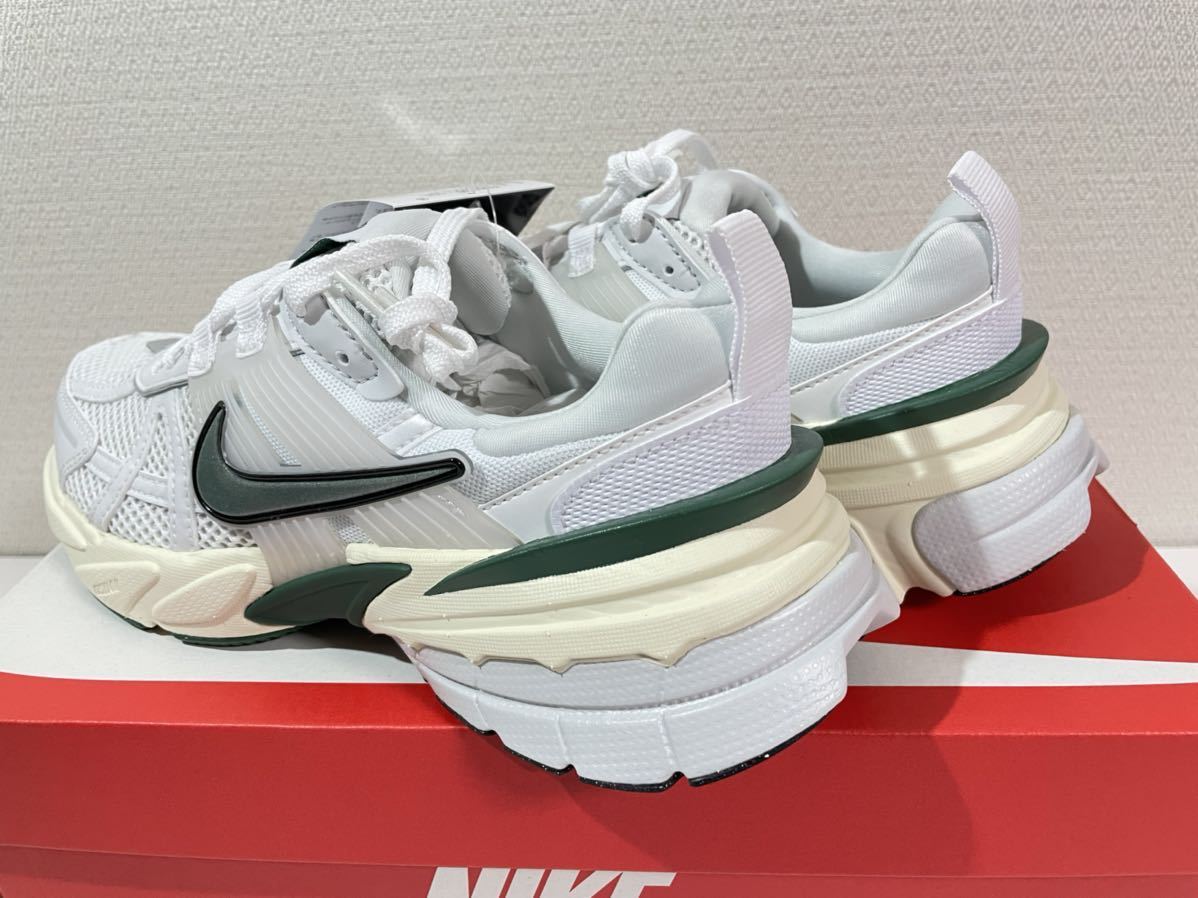 新品】24cm NIKE V2K RUN ナイキ ウィメンズ ランテック 新品】24cm NIKE V2K RUN ナイキ ウィメンズ ランテック