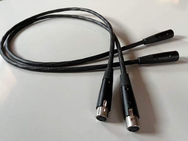  new goods *X-VZX* height performance * height sound quality XLR cable 1m pair * newest aluminium LAP 3 -ply shield + independent many core single line specification *a black 8N high purity A-2090 is another world . guarantee 