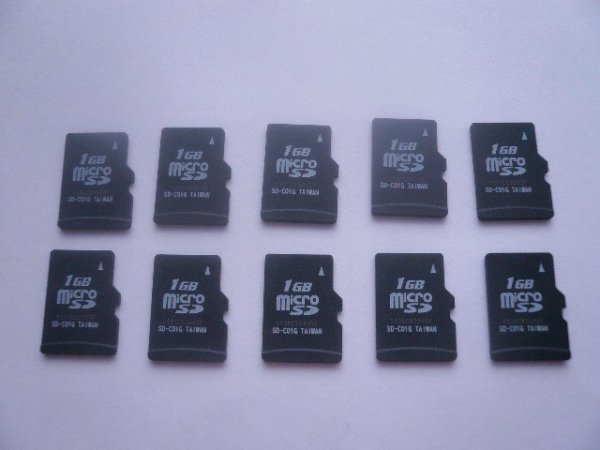 SD-C01G　microSDカード　1GB　10枚セット　ジャンク扱い_画像1