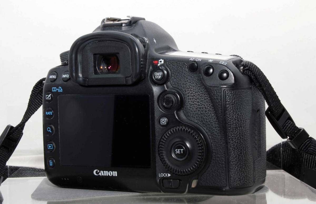 ☆ Canon キャノン デジタル一眼レフカメラ EOS 5D Mark III ボディのみ 良品☆中古☆_画像3