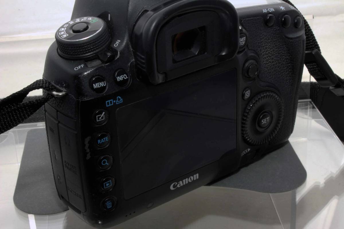 ☆ Canon キャノン デジタル一眼レフカメラ EOS 5D Mark III ボディのみ 良品☆中古☆_画像4