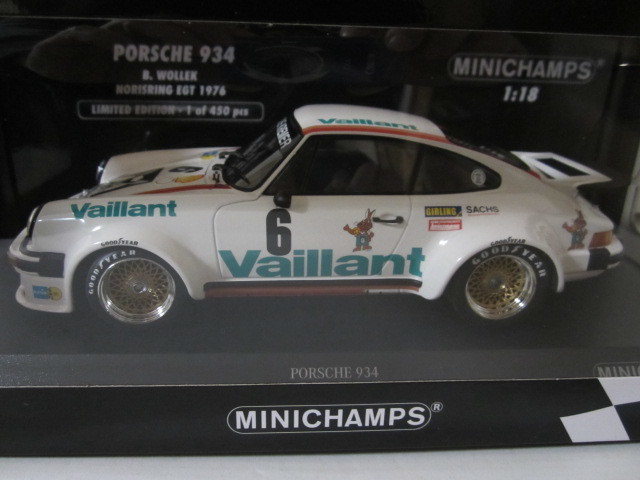 ミニチャンプス 　1/１８ Porsche ポルシェ９３４（ホワイト色）_画像1