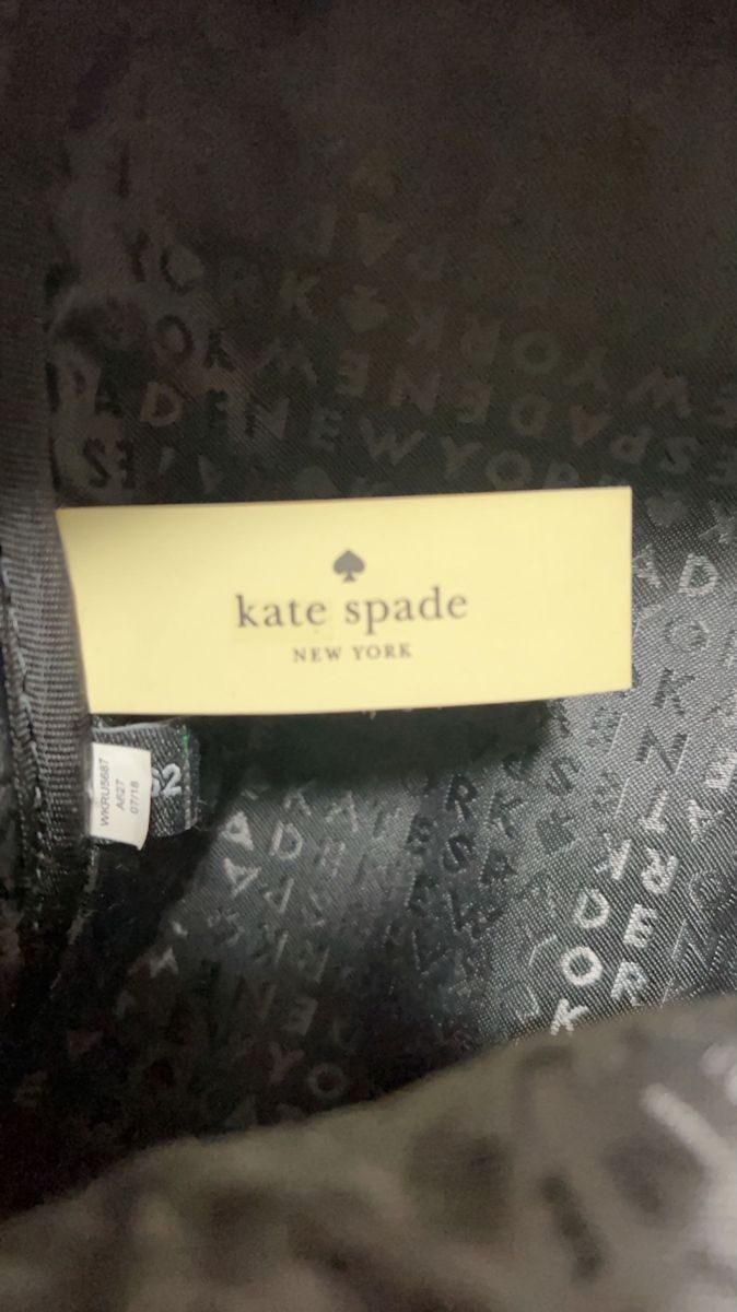 Kate Spade リュック バックパック ボーダー 白 黒 g0620wq038-1017 ケイトスペード ナイロン