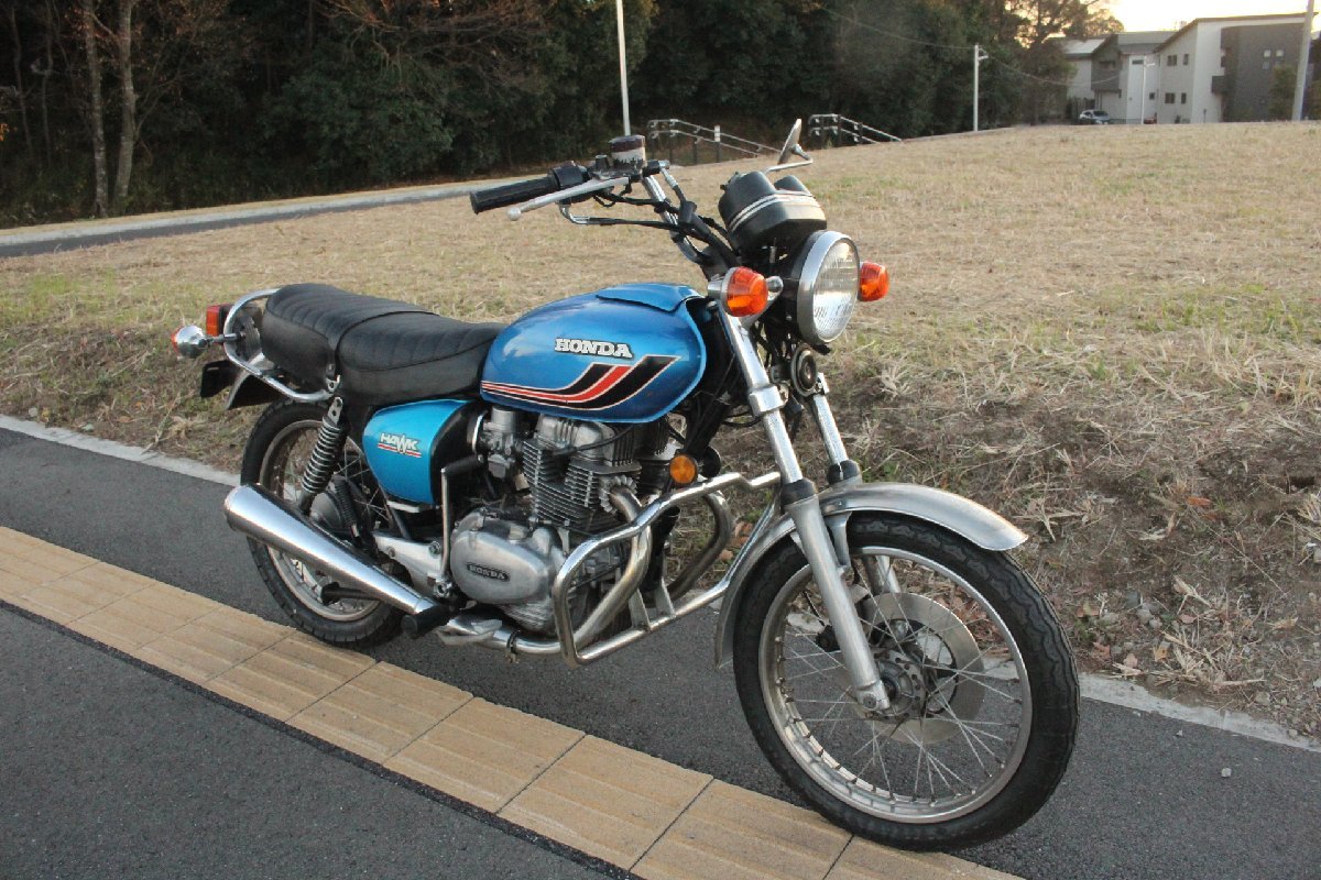 訳あり☆ほぼノーマル！ 【CB250T　バブ】 絶版車両！ エンジンガード付き◇綺麗な車体◇_画像1