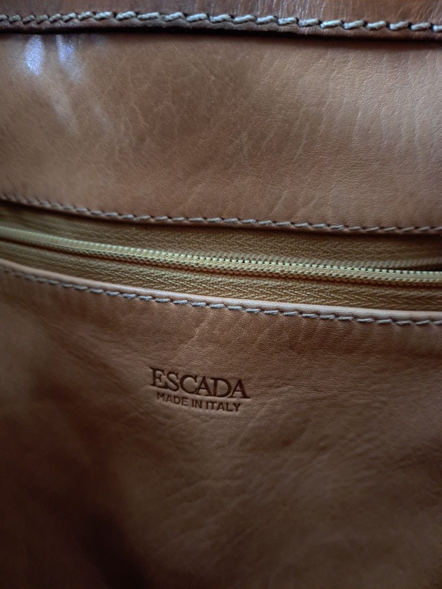 ESCADA　ショルダーバッグ