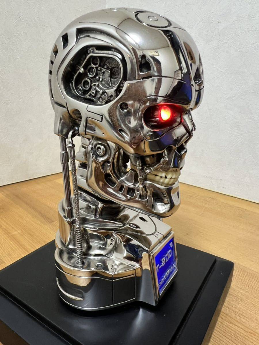 ターミネーター　T-800 エンドスケルトンフィギュア