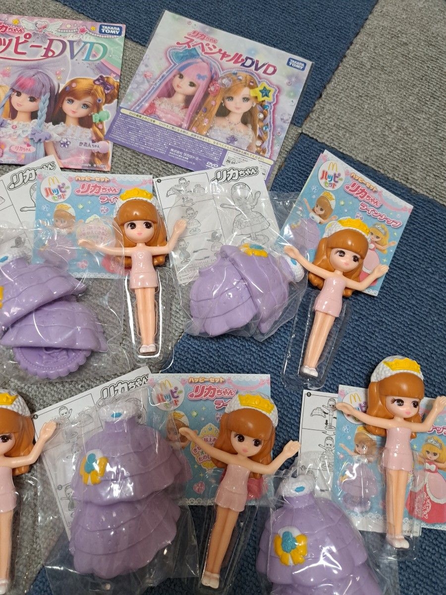 【未使用】リカちゃん人形6体&DVD&非売品シールセット売りおまけのシール1枚追加