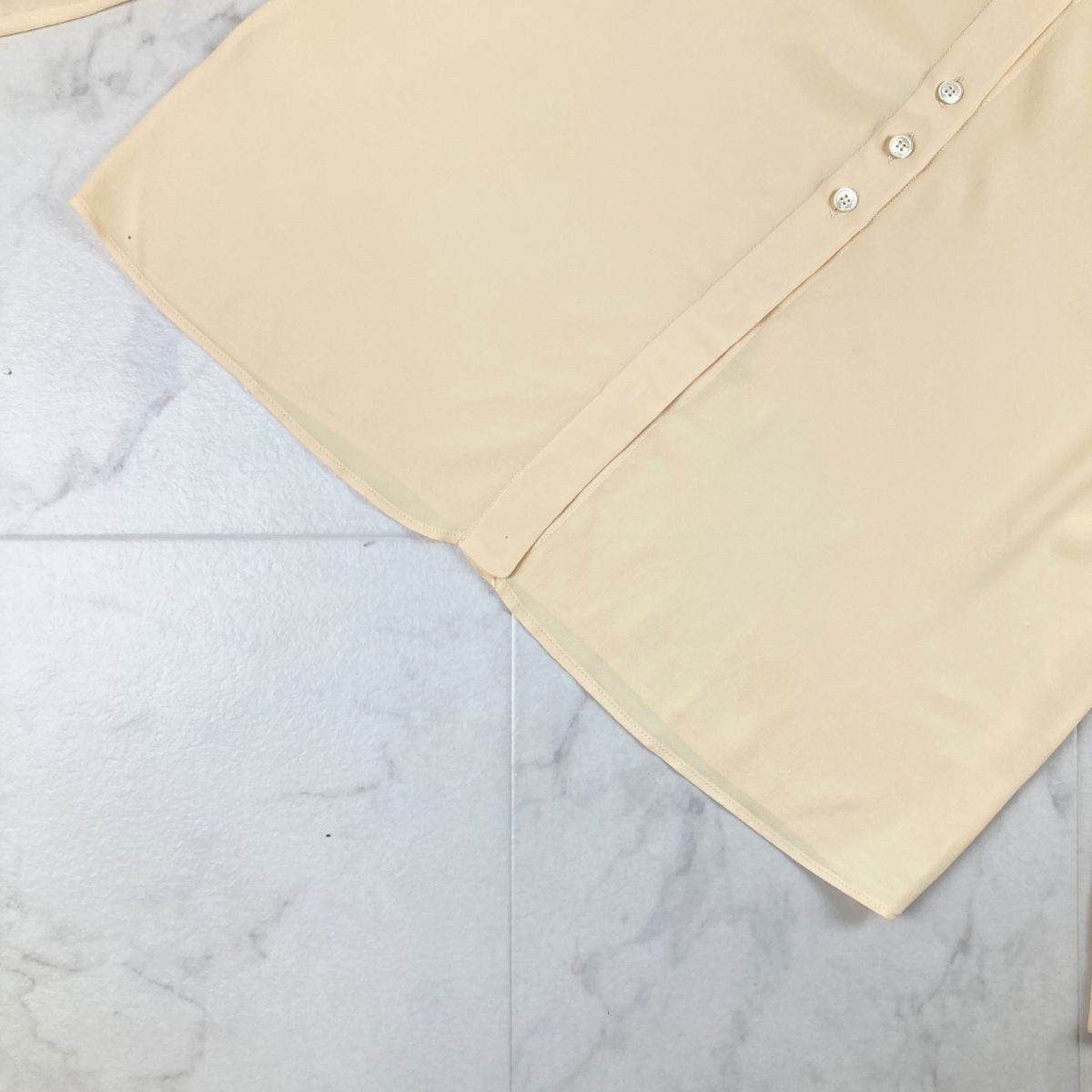 美品 FENDI フェンディ シャツブラウス トップス レディース 薄黄色 ライトイエロー サイズL*KC722の画像4