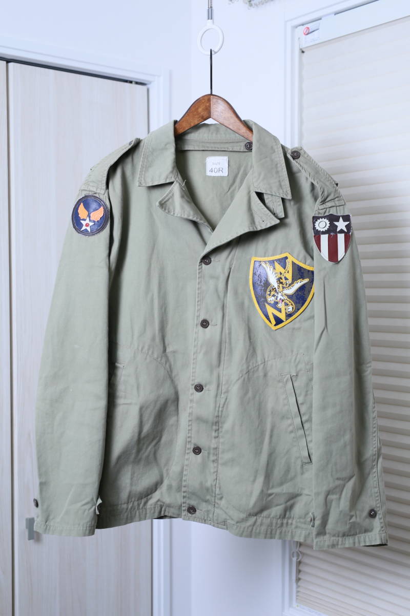 ★INSPECTOR ワッペン付きミリタリージャケット　　古着ユーズド男性メンズ40RML服中古グリーンカーキトップスアーミー軍隊タイガー