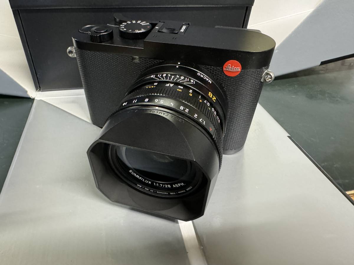 保証あり　中古美品LEICA 高性能 コンパクトデジタルカメラ Q2 SUMMILUX 28mm F1.7 ASPH 元箱付き ライカ　おまけ多数_画像3