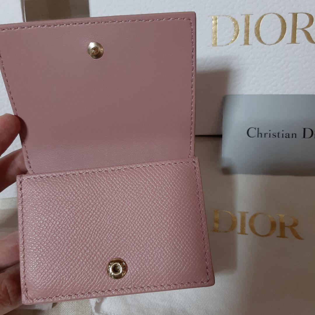 【新品同様】Christian Dior　ピンク　折り財布　ディオール財布