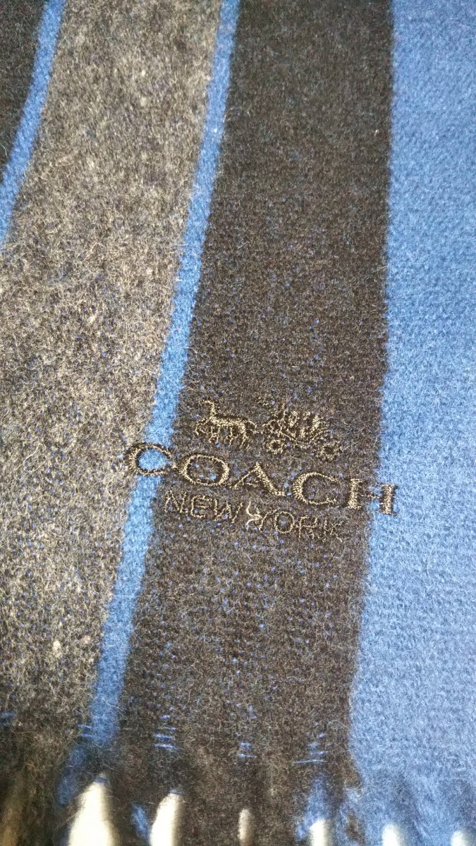 582送料200円 COACHコーチ ウール カシミヤ マフラー ストール ストライプ 21719 ユニセックス ブルー系 フリンジ ロゴ刺繍 秋冬_画像2