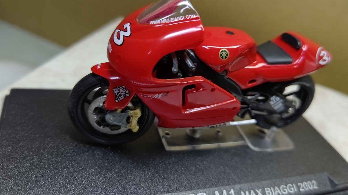 スケール 1/24 YAMAHA YZR-M1！ 2002年 チャンピオンバイクコレクション！_画像4