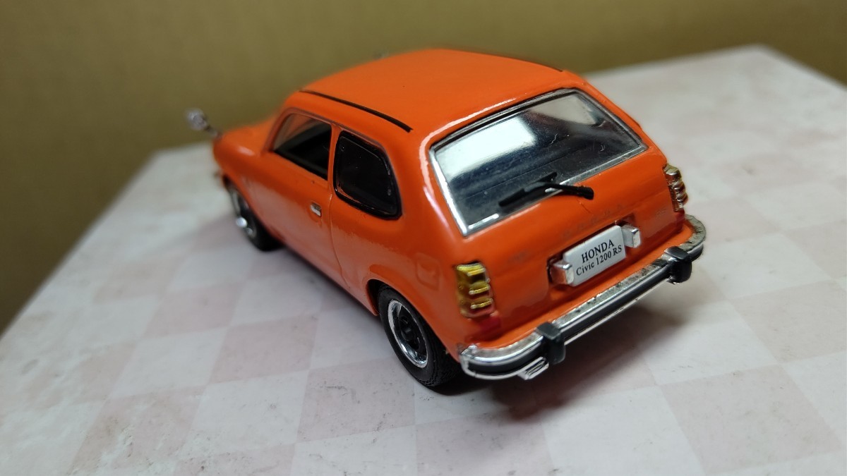 スケール 1/43 HONDA Civic 1200 RS 1974年 ホンダシビック！ 国産名車コレクション！ NOREV アクリルケース付き！_画像4