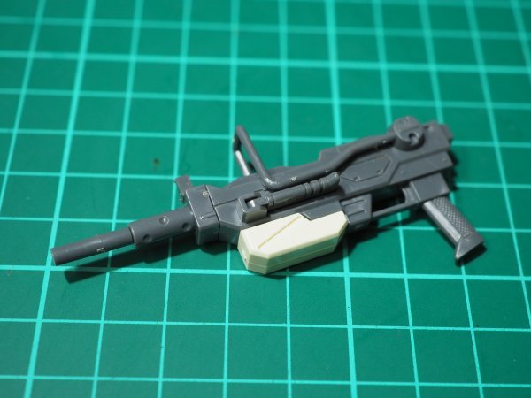 ☆CMM28☆ジャンク★バンダイ MG 1/100 ガンダムEz-8 100mmマシンガンのみ ジャンク部品取り 完成品_画像1