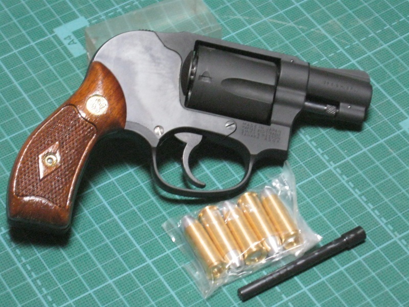 ☆タナカワークス TANAKA S&W M49 ボディーガード 2inch ヘビーウェイト樹脂製(HW) ver.1 アリータイプ仕様 木製グリップ付き☆ _画像3