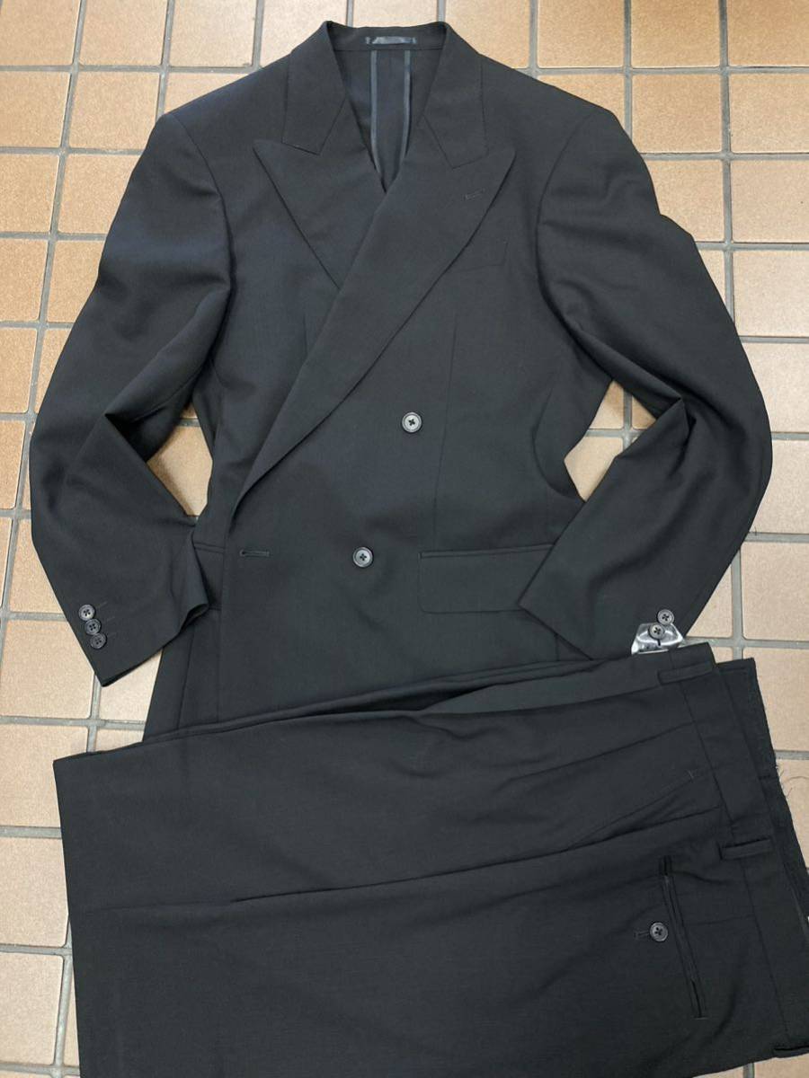 【新品】盛夏物 フォーマル ダブルスーツ 冠婚葬祭 礼服 サイズAB7 サラサラ シャーリックの様な薄さ ノーベント 2タック ブラックスーツ