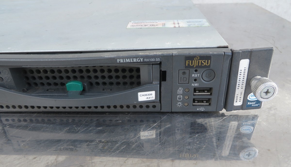 Z-2758■FUJITSU 富士通 PRIMERGY RX100S5 HDDなし/メモリ2ＧＢ/CPUあり 中古 BIOS画面確認の画像2
