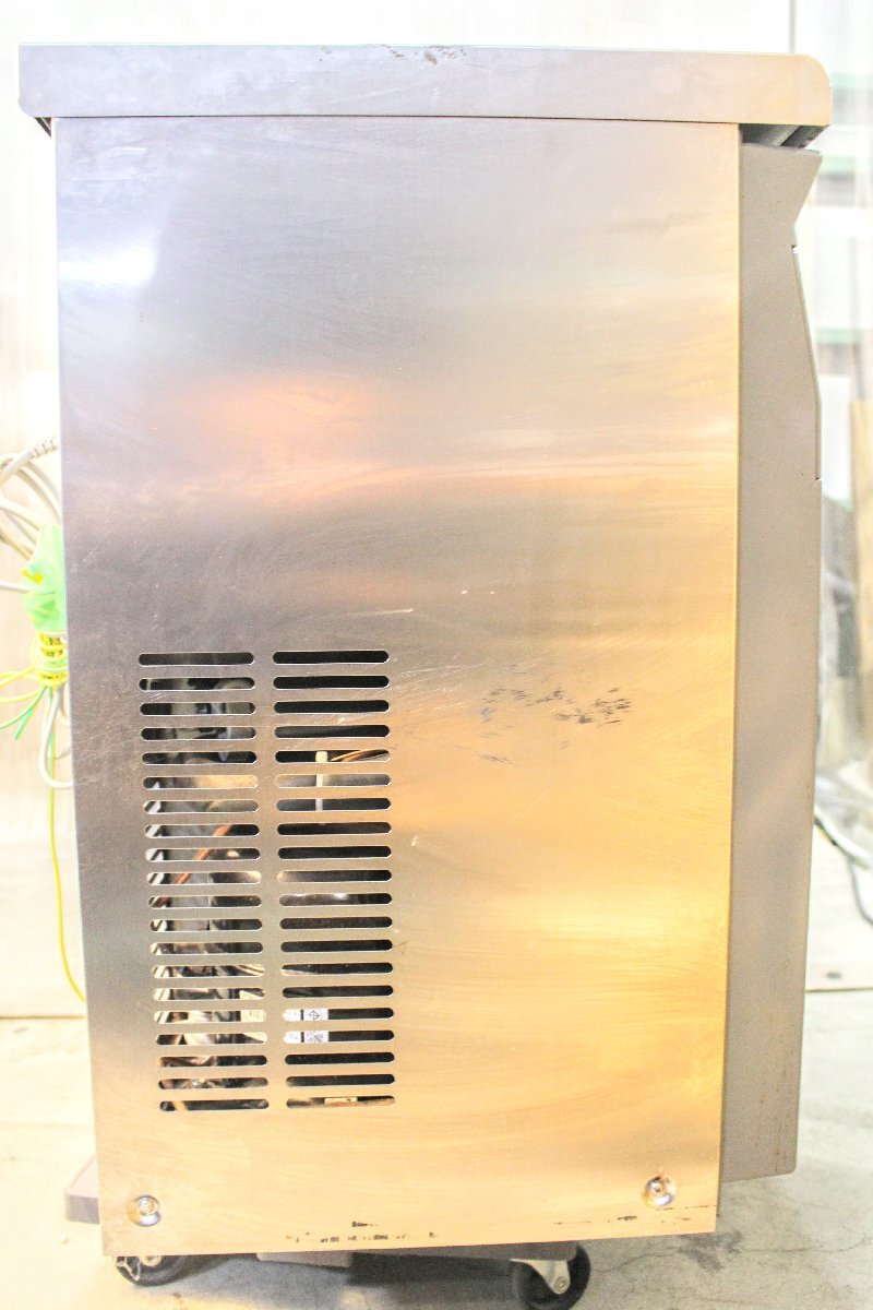 【美品・超高年式】2022年製 ホシザキ RFT-150MTCG-ML 冷凍冷蔵コールドテーブル 100V 業務用 店舗型 テーブル形 中古 厨房機器 X8D203-D_画像6
