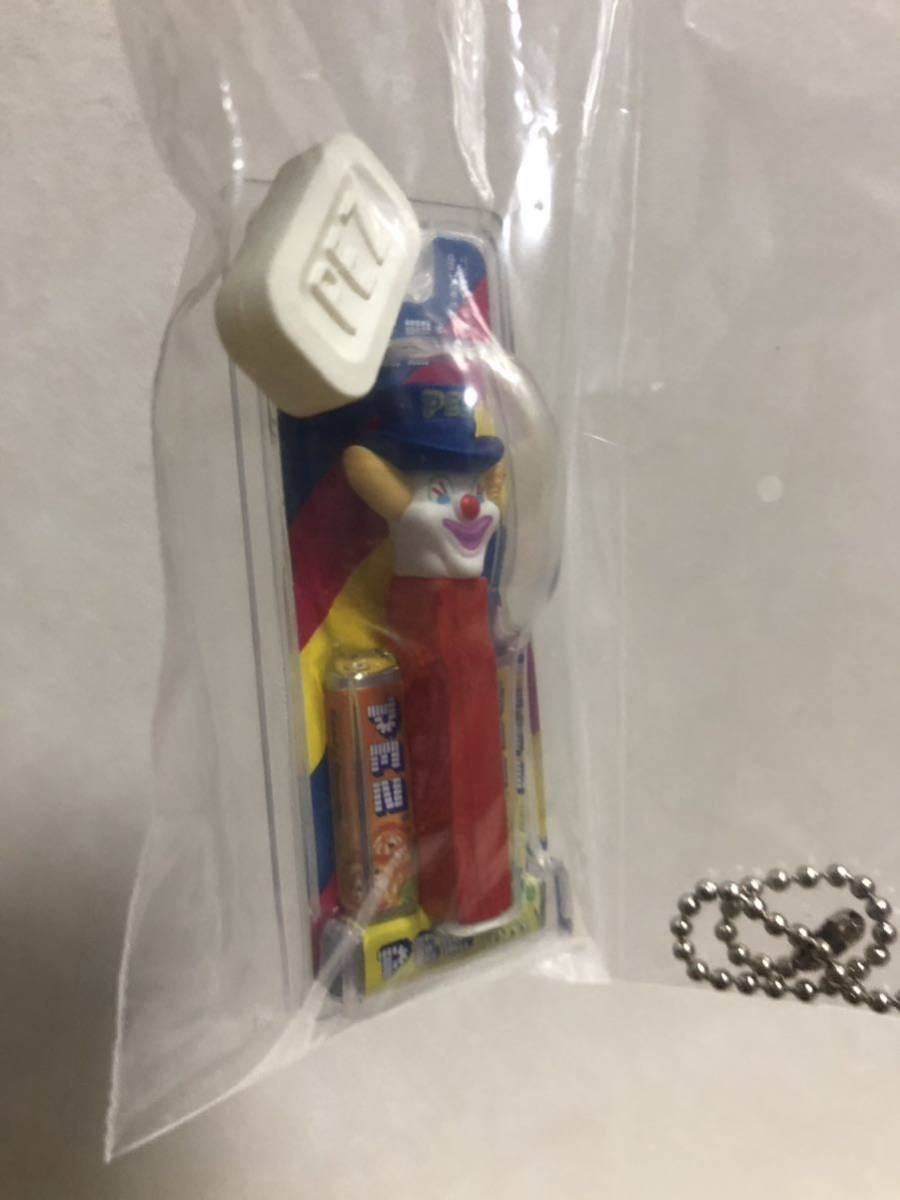 即決 PEZ ペッツ ボールチェーン マスコット ピエロ 2種セット 赤 青 ケンエレファント 送料無料の画像4