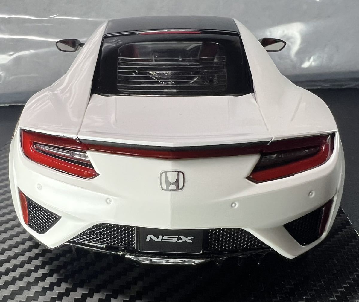 完成品♪タミヤ 1/24 ホンダ NSX ホワイトパール塗装_画像4