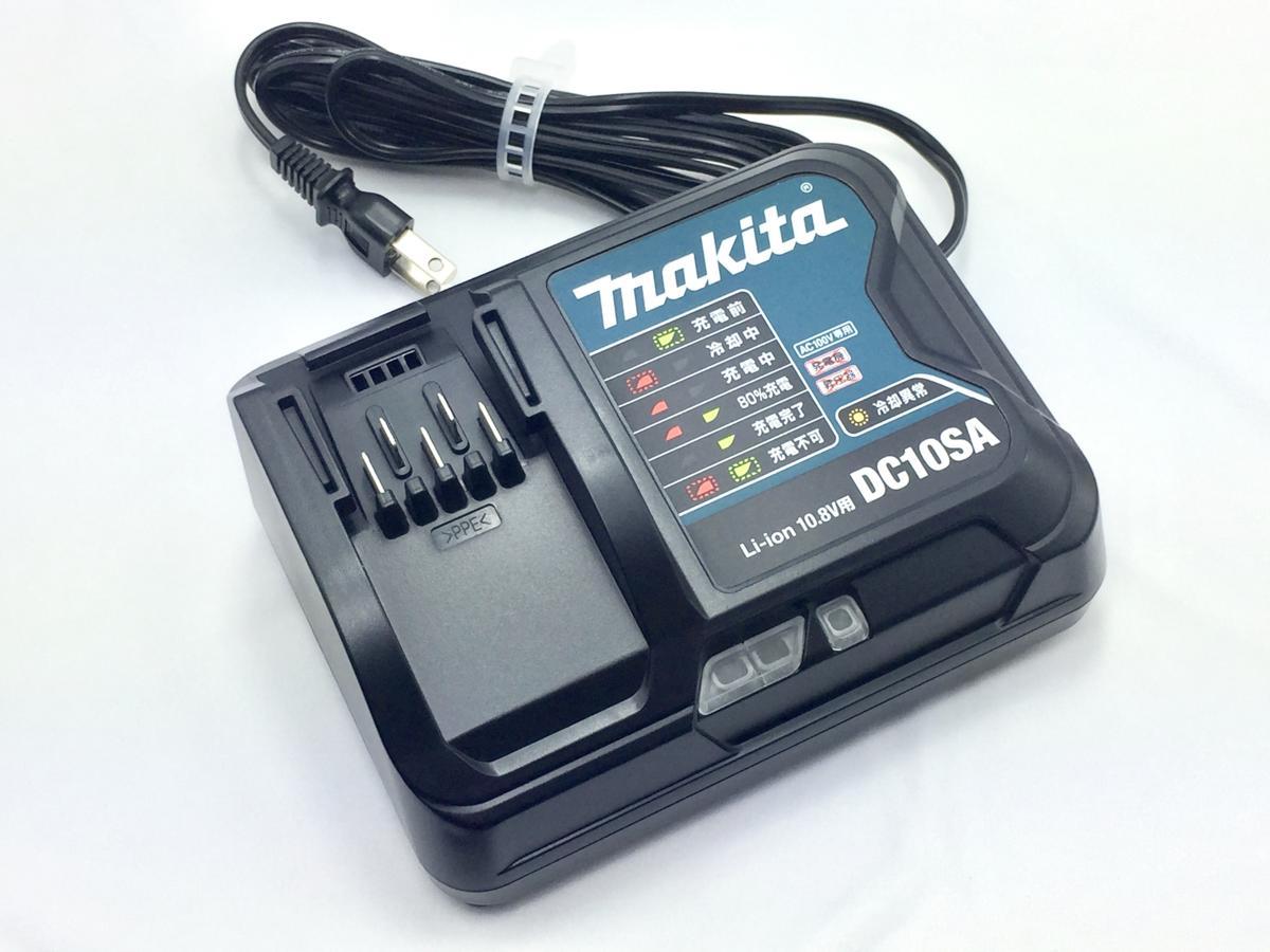 新品 マキタ バッテリ BL1040B 純正 2個 + 充電器 DC10SA 1個 10.8V（ バッテリー 4.0Ah 未使用 電池パック 充電機 未使用品 蓄電池_画像2