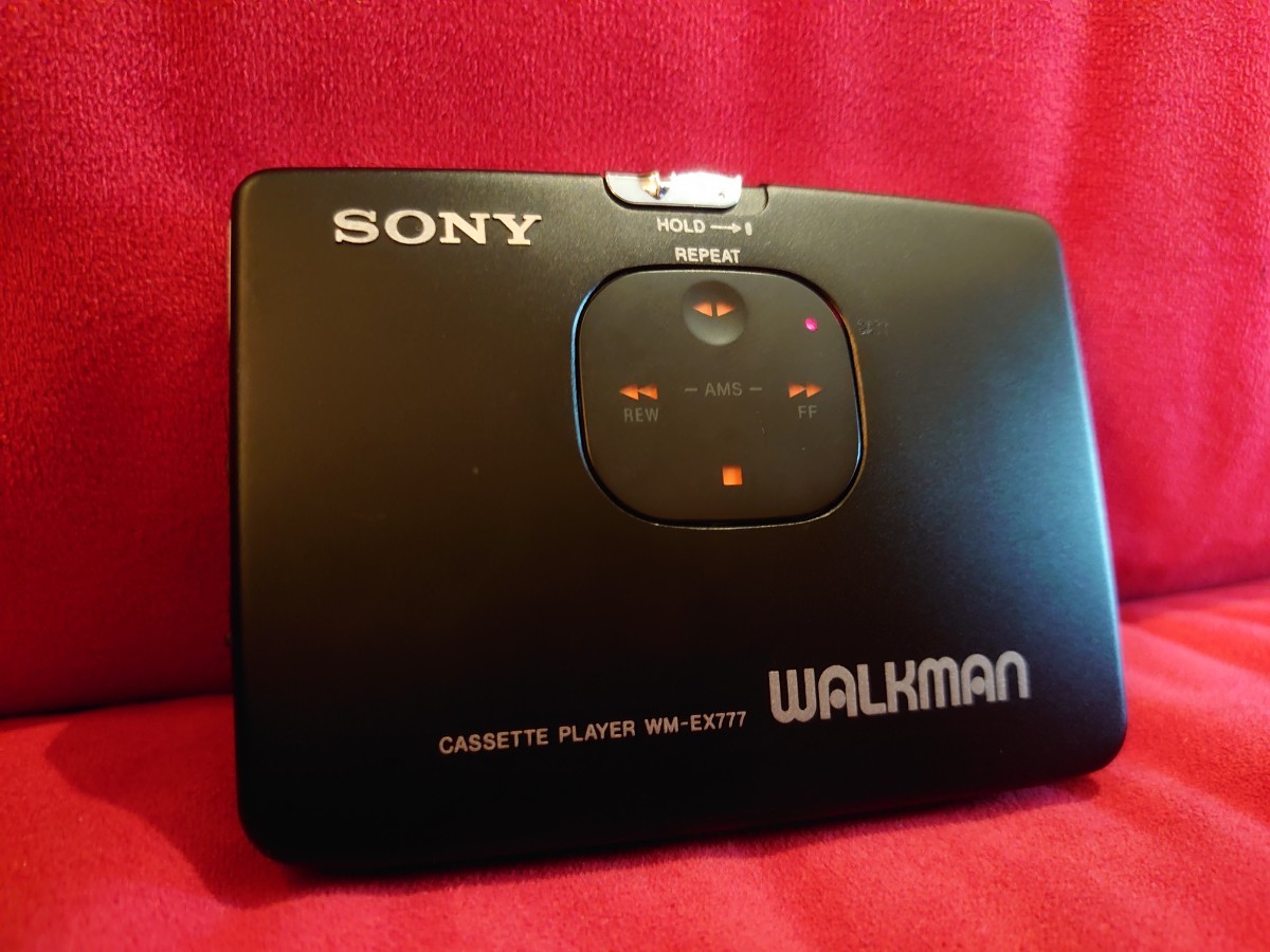 【SONY】WM-EX777 WALKMAN PORTABLE CASSETTE PLAYER ソニー　ウォークマン レトロ ポータブル カセットプレーヤー _画像3