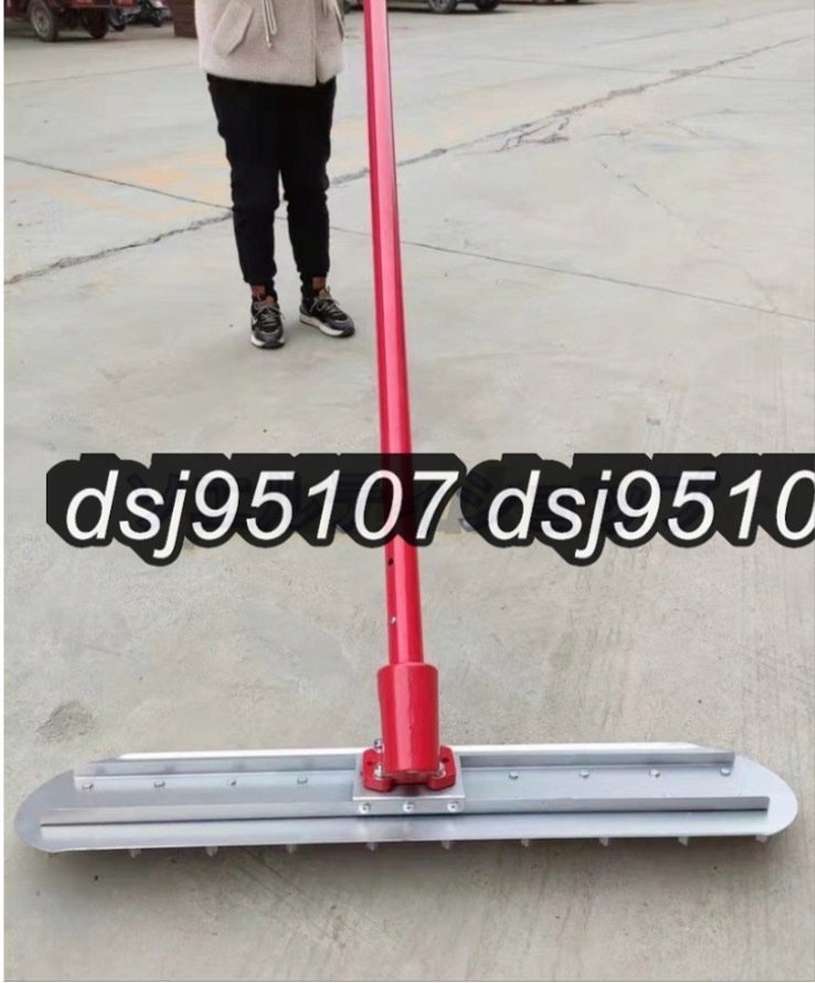 ルミ合金製の柄全長540cm 鉄製ルの板長120cm 左官作業工具 柄は ルミ合金製の柄全長540cm 鉄製ルの板長120cm 左官作業工具 柄は