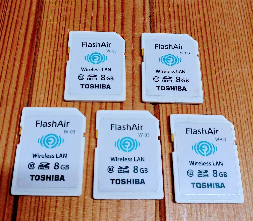 ●○TOSHIBA FlashAir W-03 8GB SDHCカード Class10 無線LAN/Wi-Fi搭載 5枚セット○●