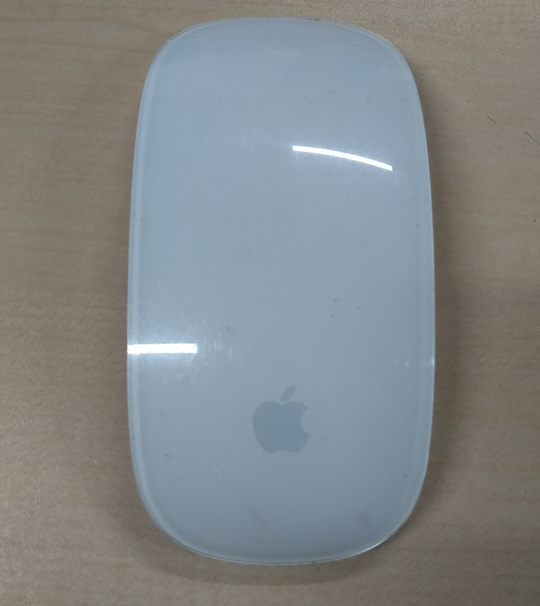 ●Apple アップル A1296 3Vdc Magic Mouse マジックマウス Wireless ワイヤレス Bluetooth _画像1