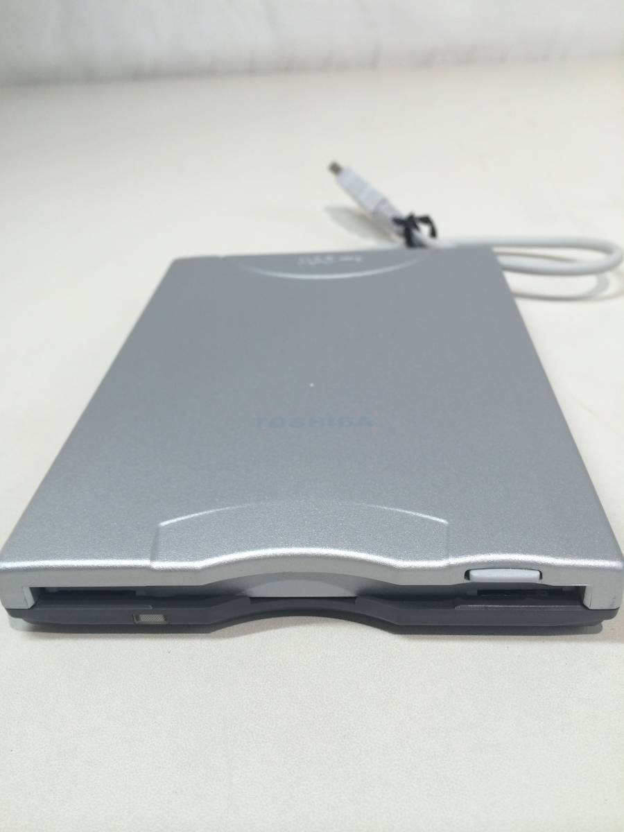 ◇TOSHIBA USB 3.5FLOPPY DISK DRIVE PA2680U【F2】