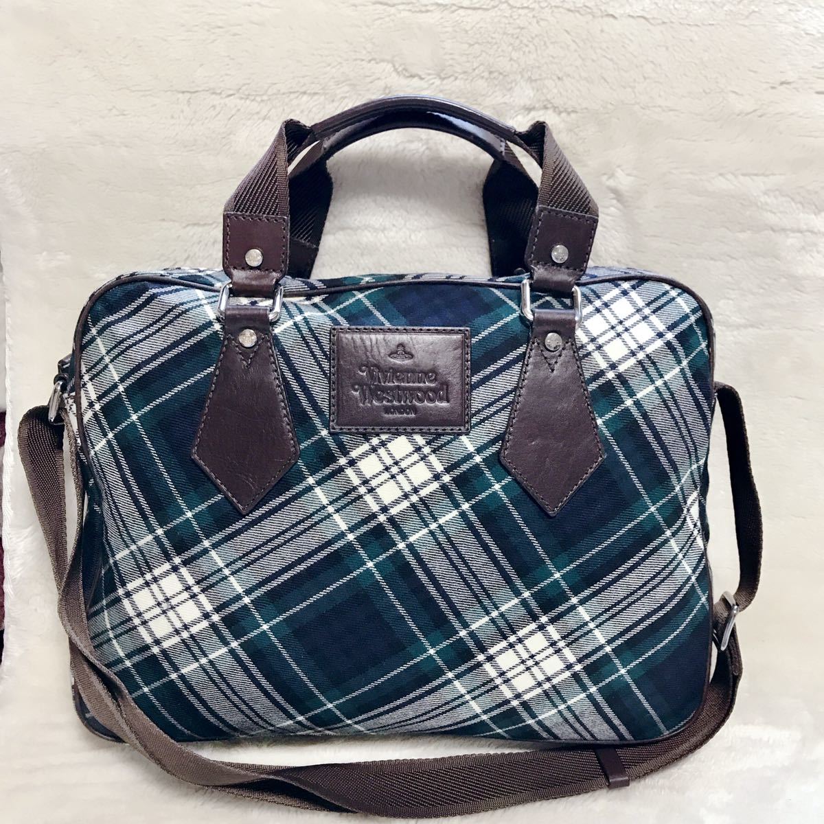 美品 Vivienne Westwood 2way ビジネスバッグ ショルダーバッグ ヴィヴィアンウエストウッド チェック